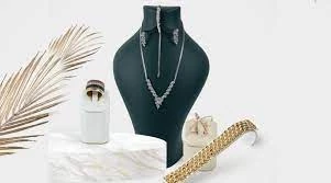 Pronetspace Product Image - Des bijoux variés en Or et en Diamants 