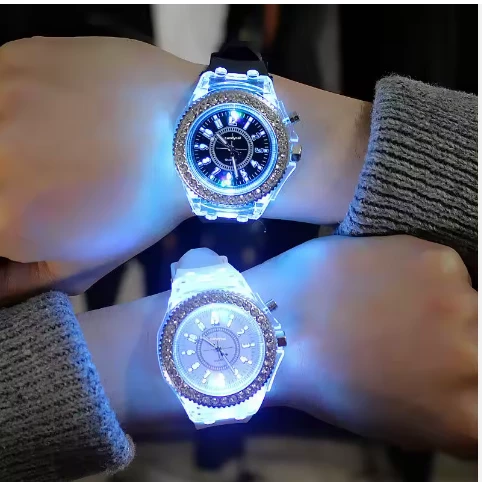 Pronetspace Product Image - Montre à Quartz
