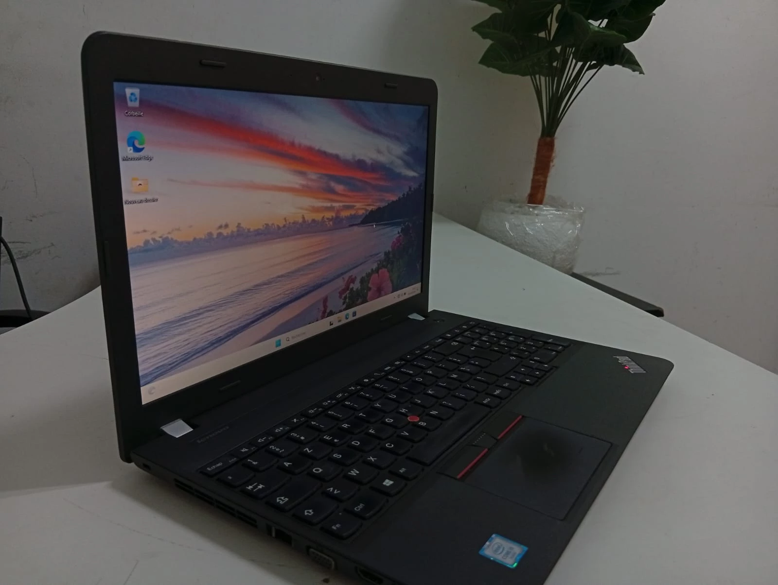 Pronetspace Product Image - Pc Portable lenovo ThinkPad  i5-6éme / 8G / 1Tb