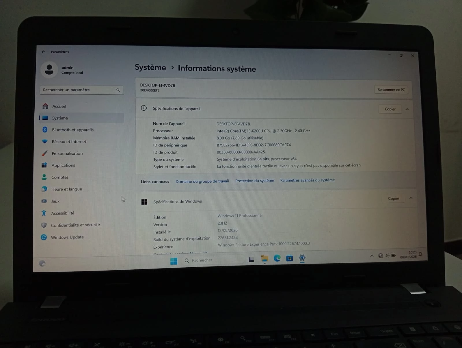 Pronetspace Product Image - Pc Portable lenovo ThinkPad  i5-6éme / 8G / 1Tb