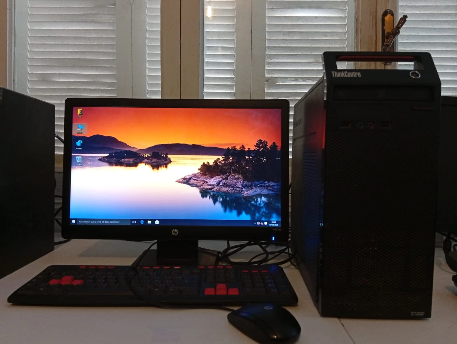 Pronetspace Product Image - PC COMPLET  ThinkCentre I3/3éme / Ram 8G / stockage 500G
