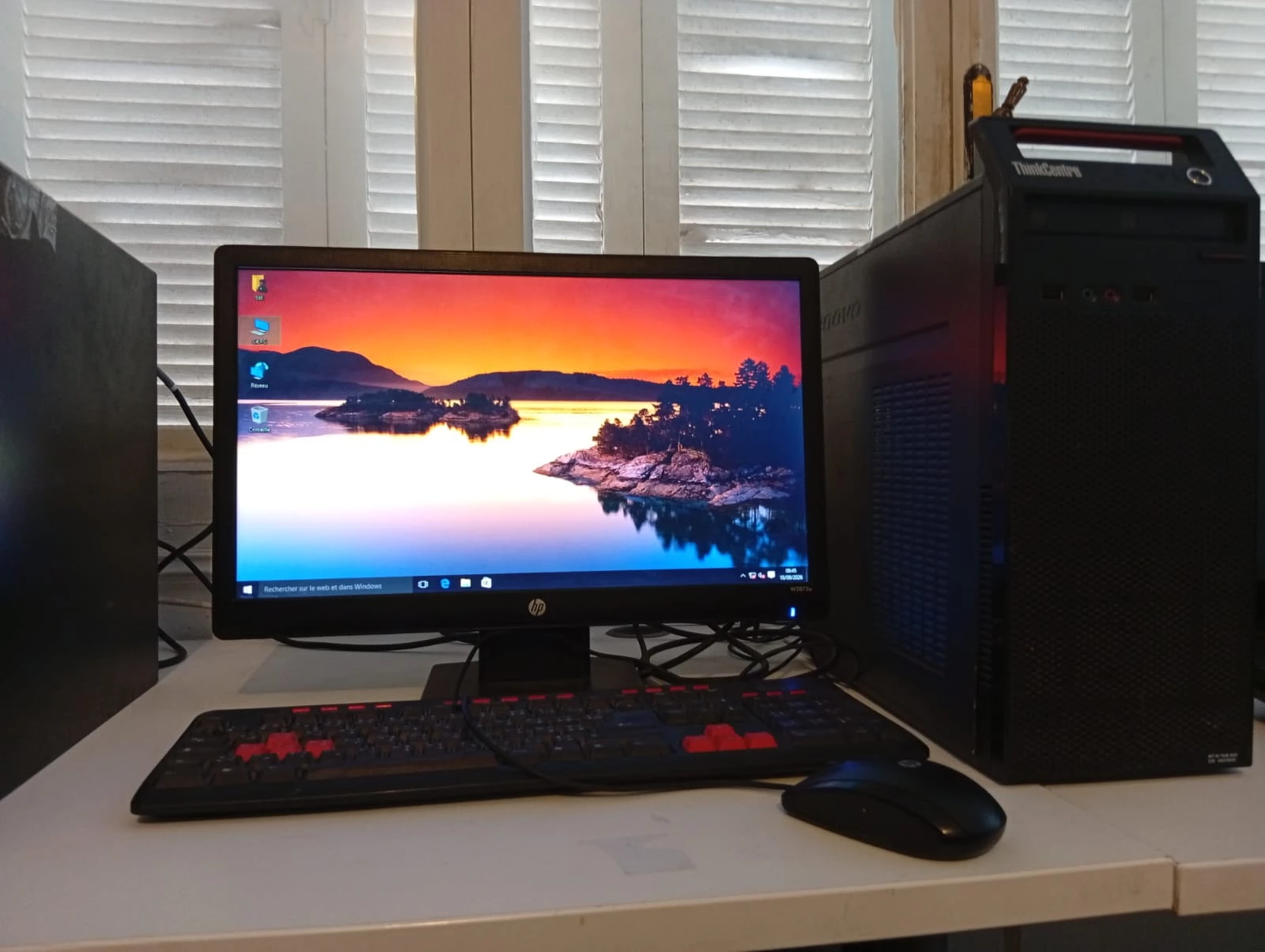 Pronetspace Product Image - PC COMPLET  ThinkCentre I3/3éme / Ram 8G / stockage 500G